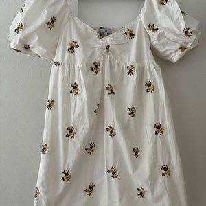 Delicate floral minidress